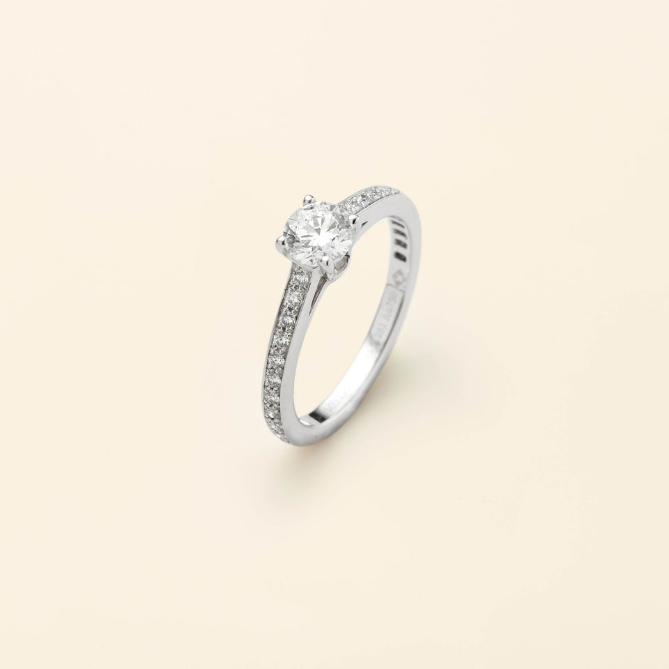 Solitaire Precious White gold