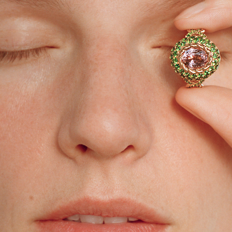 Lily The Pink Ring