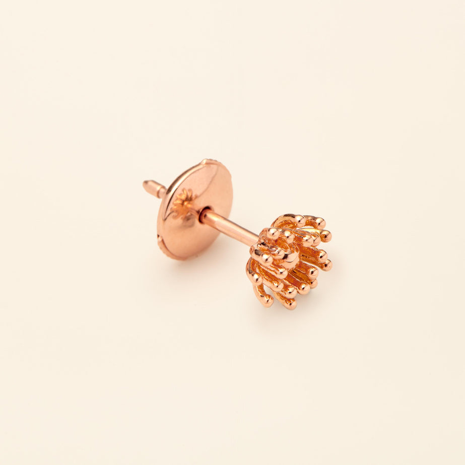 Gold stud earrings Maison Mellerio