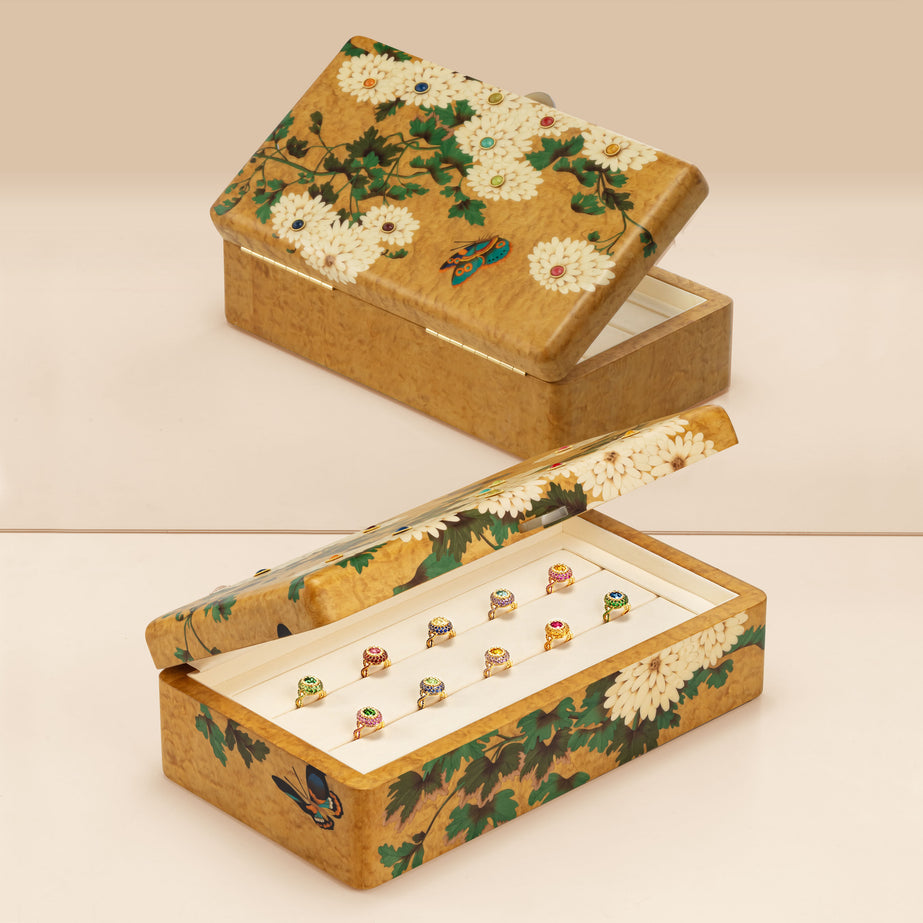 Jewelry Box "A Queen’s Spring"