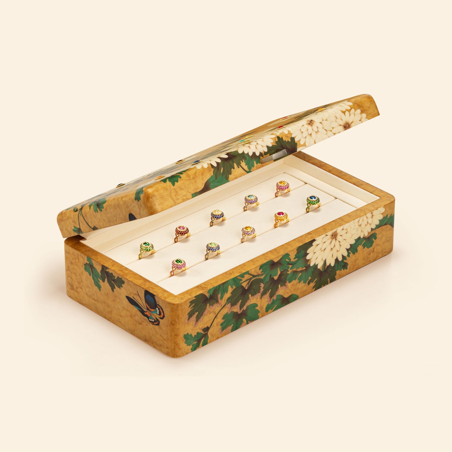 Jewelry Box "A Queen’s Spring"