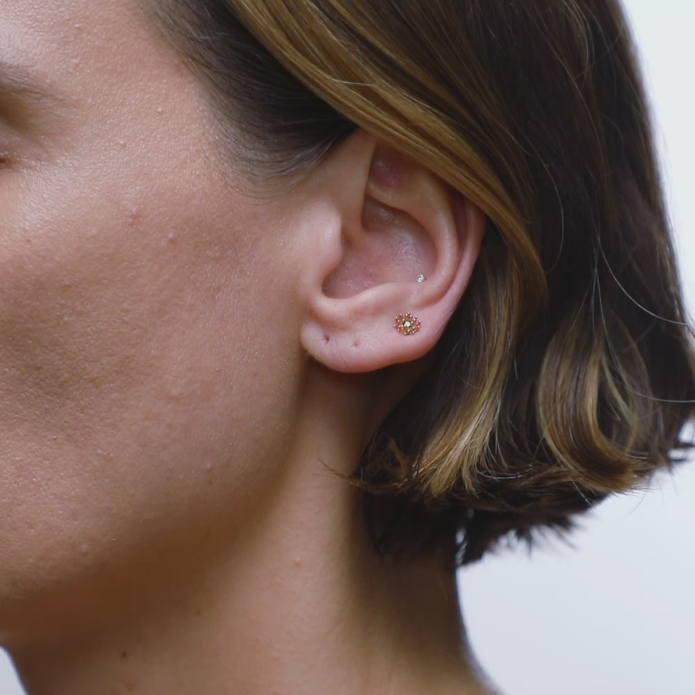 Gold stud earrings Maison Mellerio