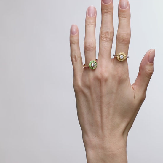 Diamond engagement ring yellow gold Maison Mellerio