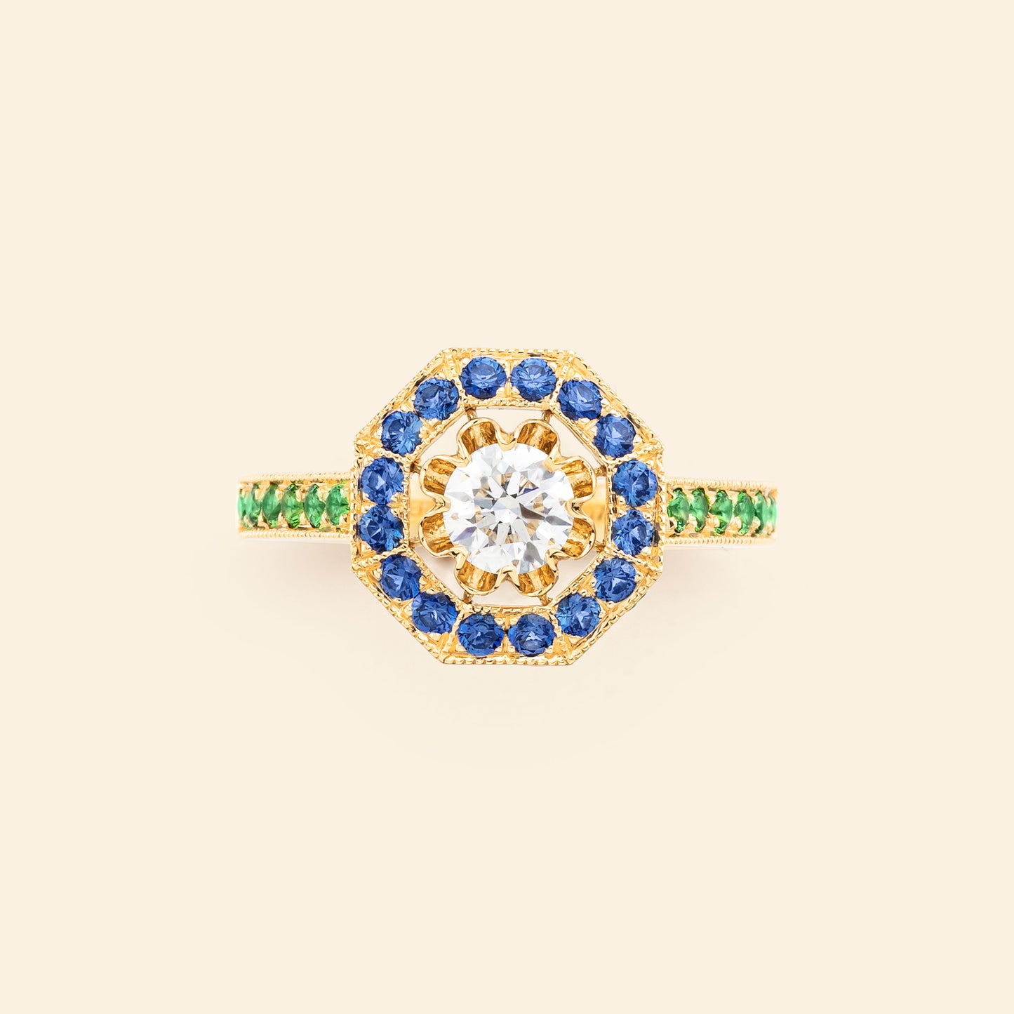 Diamond engagement ring yellow gold Maison Mellerio