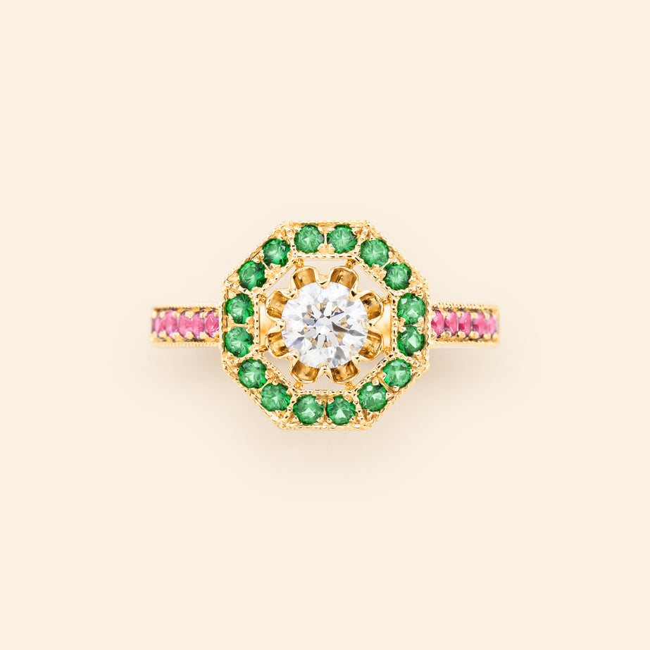 Diamond engagement ring yellow gold Maison Mellerio