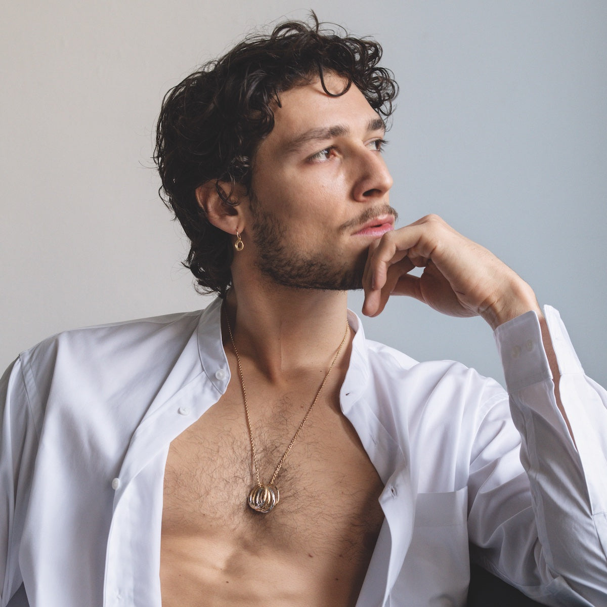 Riviera Chasing Band White Gold Mellerio