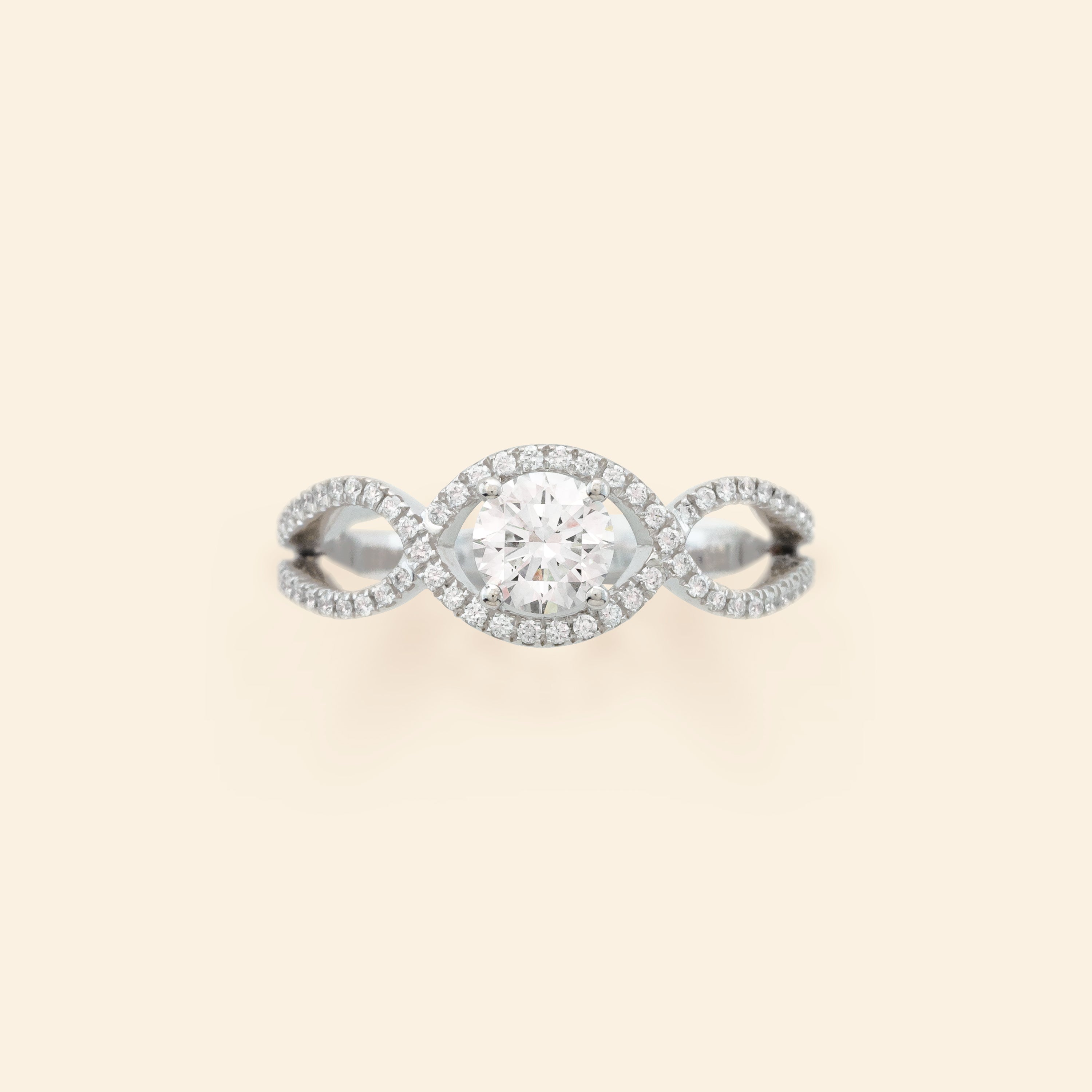 White Gold and Diamond Engagement Ring Mathilda PM | Jewelry Mellerio
