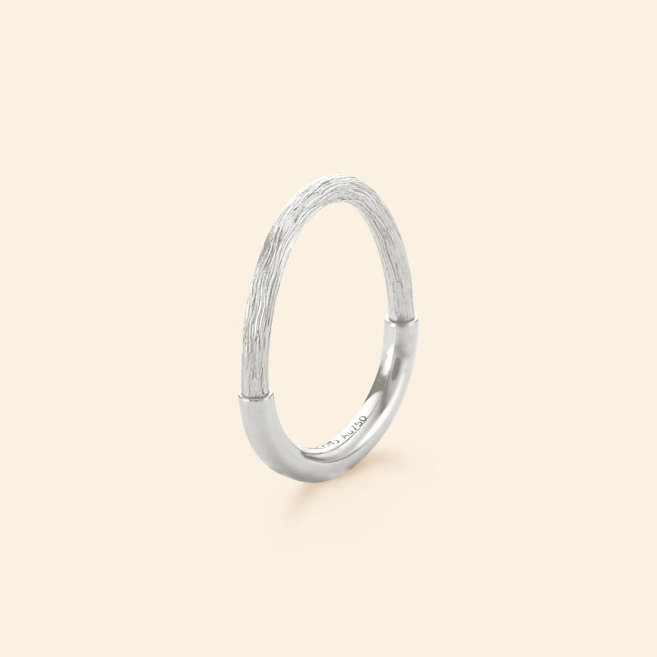 Riviera Chasing Band White Gold Mellerio